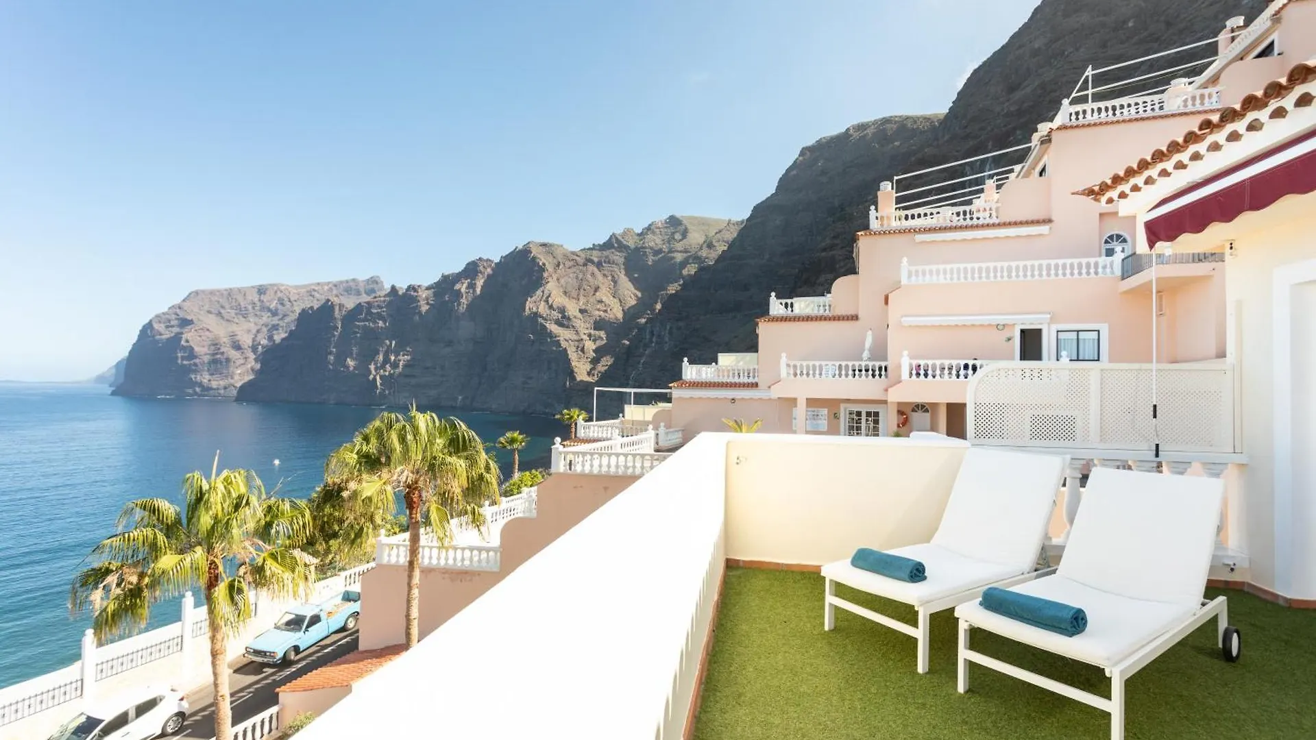 Eden Rentals Fabulosas Vistas Al Mar Y Los Acantilados Acantilado de los Gigantes 0*,  Spain